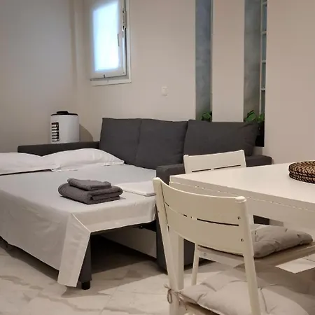 Dios By Agora Flats *